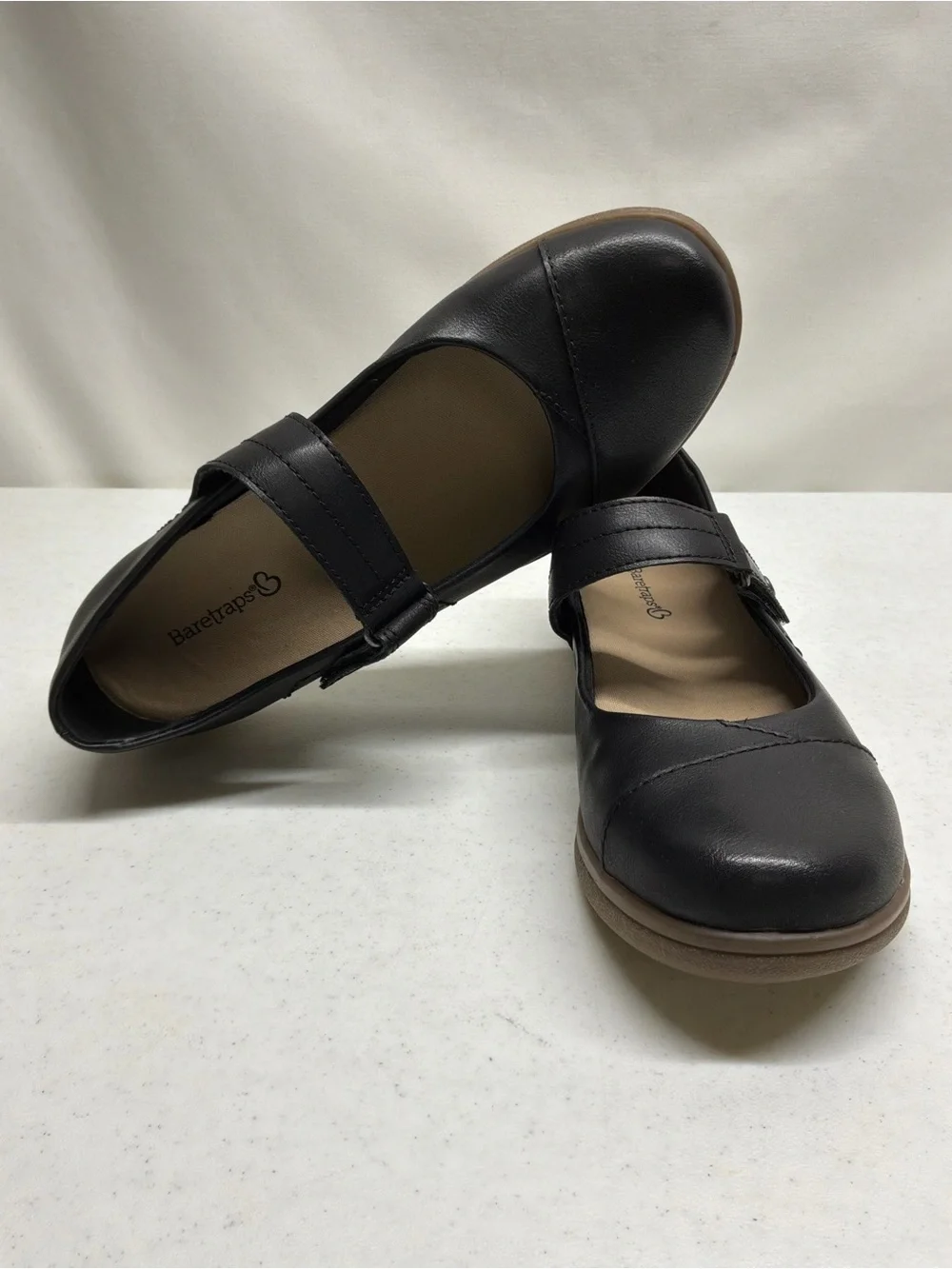 Baretraps Black Mary Jane Comfort Flats Size 6M NWOT